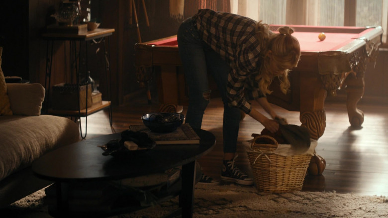 Converse Sneakers Worn by Gus Birney as Gaynor Phelps in Shining Vale S02E02 "Chapter 10: She's Real" (2023) - 420715