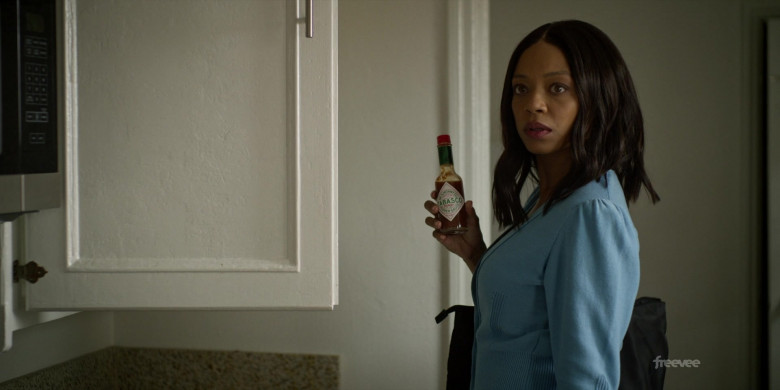 Tabasco Hot Sauces in Bosch: Legacy S02E04 "Musso & Frank" (2023) - 417112