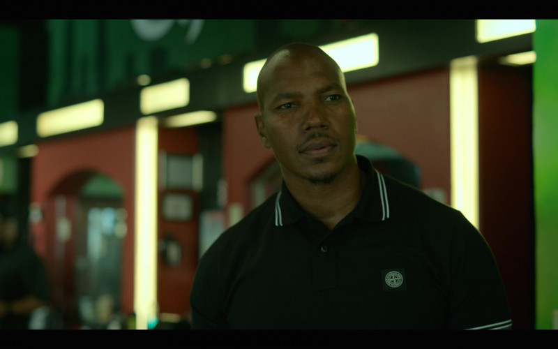 Stone Island Polo Shirt in Power Book IV: Force S02E08 "Dead Reckoning" (2023)