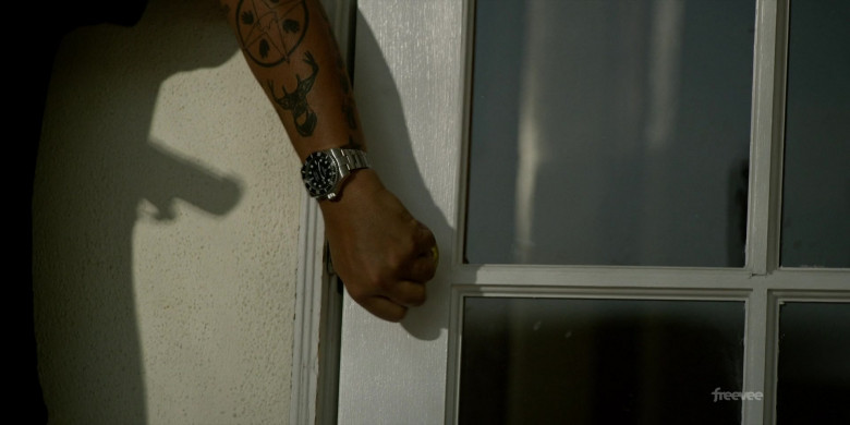 Rolex Submariner Watch of Titus Welliver as Harry Bosch in Bosch: Legacy S02E01 "The Lady Vanishes" (2023) - 416621