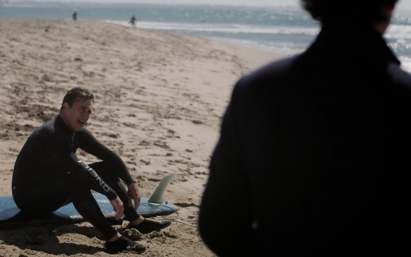 O'Neill Surf Wear of Jon Hamm as Paul Marks in The Morning Show S03E05 "Love Island" (2023)