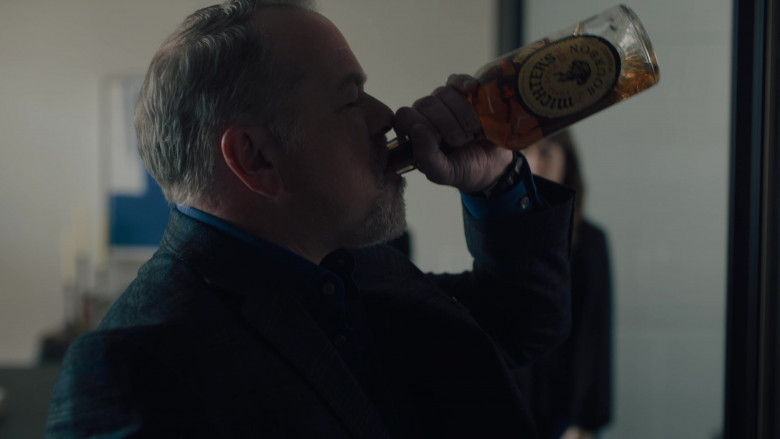 Michter's US*1 Kentucky Straight Bourbon Enjoyed by David Costabile as Mike Wagner in Billions S07E09 "Game Theory Optimal" (2023) - 412051