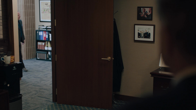 Avalon Water Cooler Dispenser in Billions S07E09 "Game Theory Optimal" (2023) - 411961