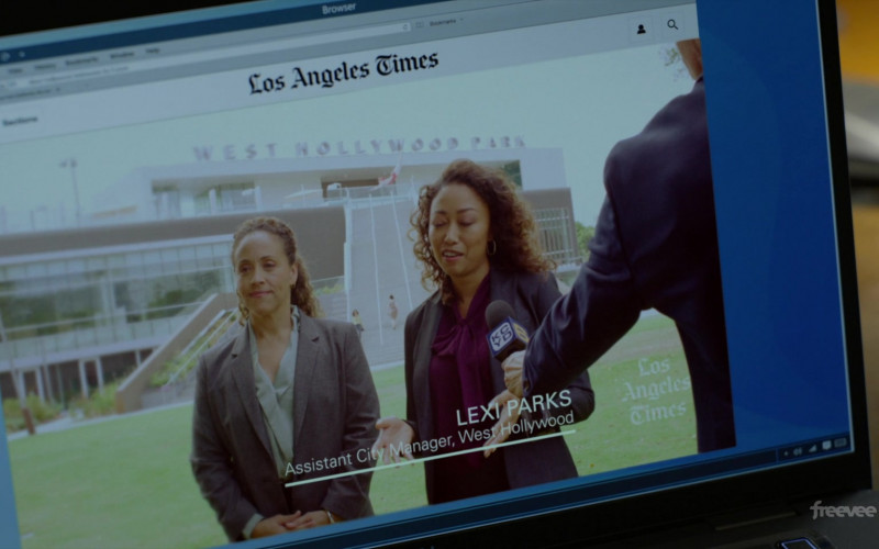 Los Angeles Times Website in Bosch: Legacy S02E04 "Musso & Frank" (2023)