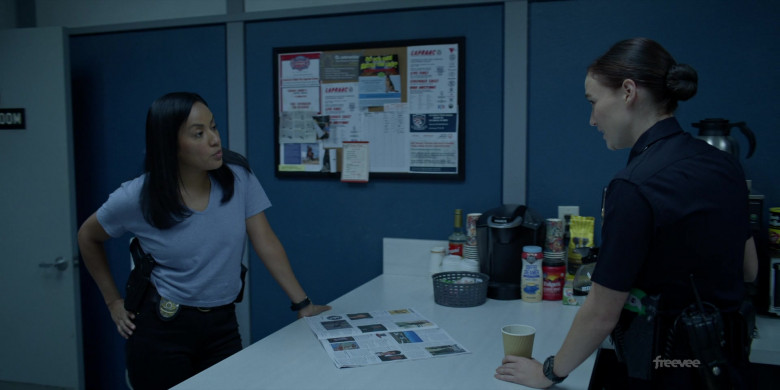 Torani Syrup, Keurig Coffee Maker, First Street Coffee Creamer, Folgers and Westrock Coffee in Bosch: Legacy S02E04 "Musso & Frank" (2023) - 417117
