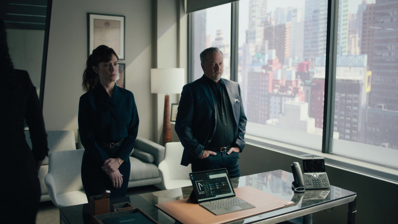 Microsoft Surface Tablet, Windows OS and Cisco Phone in Billions S07E10 "Enemies List" (2023) - 415812