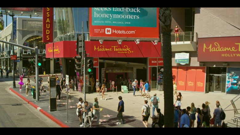 Hotels.com and Madame Tussauds in Bosch: Legacy S02E05 "Hollywood Forever" (2023) - 423003