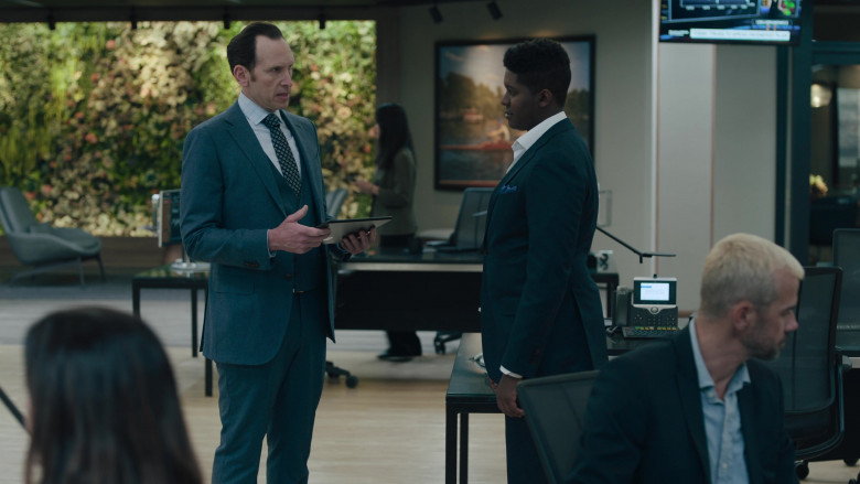 Microsoft Surface Tablet and Cisco Phone in Billions S07E12 "Admirals Fund" (2023) - 422914