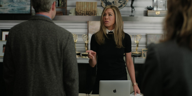 Apple MacBook Laptop Computer Used by Jennifer Aniston as Alexandra "Alex" Levy in The Morning Show S03E06 "The Stanford Student" (2023) - 412607