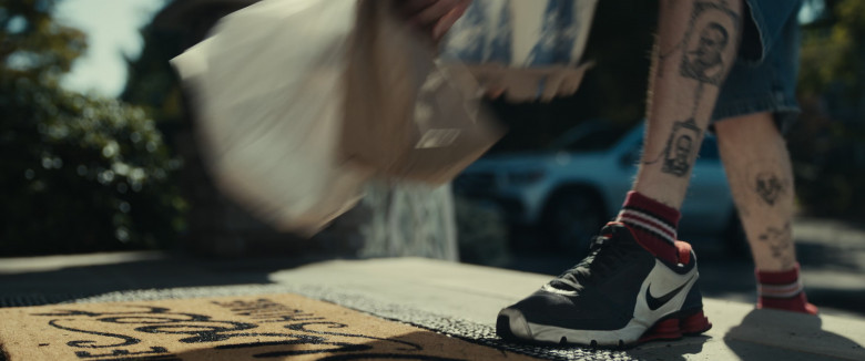 Nike Shox R4 Sneakers Worn by Pete Davidson as Kevin Gill in Dumb Money (2023) - 426894