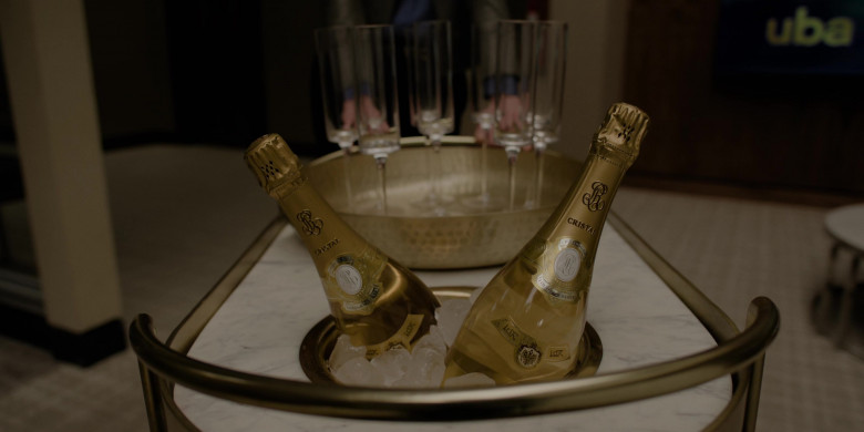 Louis Roederer Cristal Champagne in The Morning Show S03E10 "The Overview Effect" (2023) - 428545