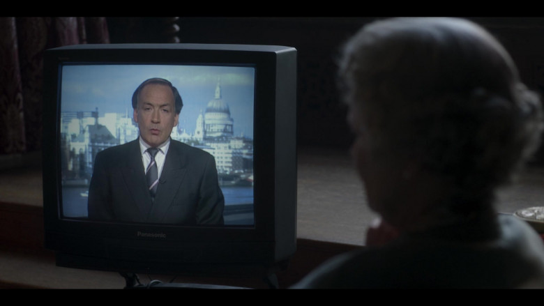 Panasonic TV in The Crown S06E04 "Aftermath" (2023) - 432918