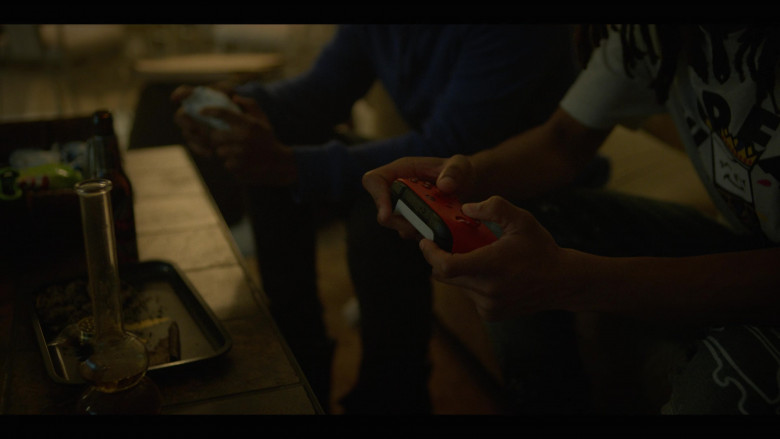 Xbox Controllers in Power Book IV: Force S02E09 "No Loose Ends" (2023) - 425314