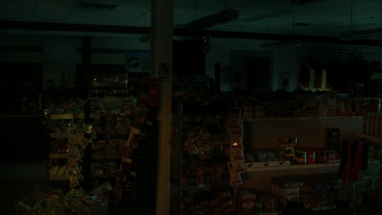 Coca-Cola, LesserEvil Snacks, Jack Link's, Pepperidge Farm Goldfish Crackers, Chock full o'Nuts, General Mills Cheerios Cereals in Fargo S05E01 "The Tragedy of the Commons" (2023) - 434752
