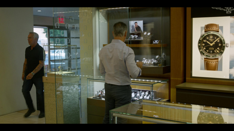 Longines Watches in Bosch: Legacy S02E07 "I Miss Vin Scully" (2023) - 424893