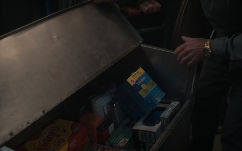 Starburst Candies, Tampax, Sony PlayStation Portable Consoles in For All Mankind S04E03 "The Bear Hug" (2023)