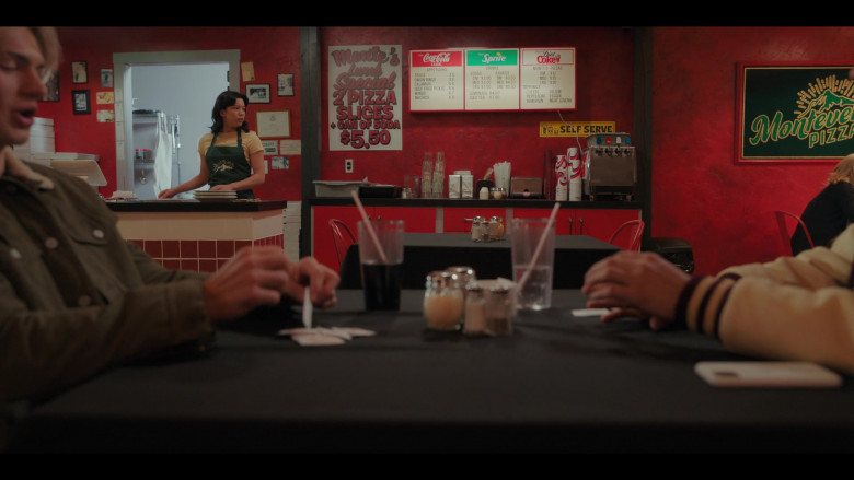 Coca-Cola, Sprite and Diet Coke in My Life with the Walter Boys S01E08 "Spinning Out" (2023) - 444743