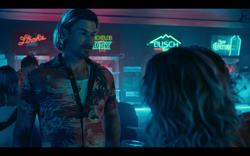 Stroh's, Michelob Dry, Busch and Jose Cuervo Signs in Obliterated S01E02 "Born in the U.S.S.R" (2023)