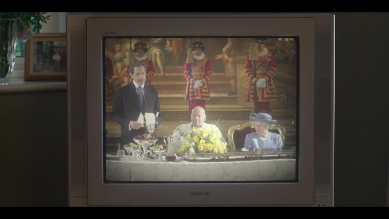Sony TVs in The Crown S06E09 "Hope Street" (2023) - 445960