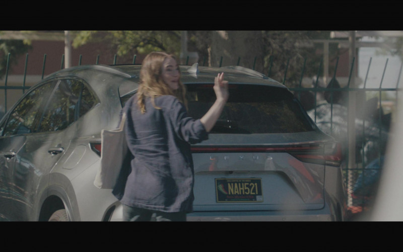 Lexus NX Car of Emma Stone as Whitney Siegel in The Curse S01E07 "Self-Exclusion" (2023)