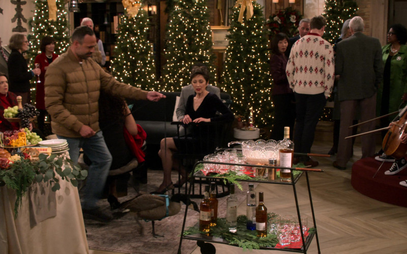 Toblerone Chocolate, The Macallan Whisky, Ketel One, Ciroc Vodka and Converse Sneakers in Frasier S01E10 "Reindeer Games" (2023)