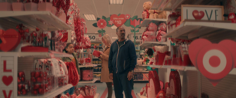 Target Store in Candy Cane Lane (2023) - 438239