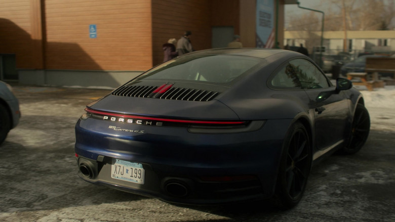 Porsche 911 CARRERA 4S Sports Car in Fargo S05E08 "Blanket" (2024) - 451951