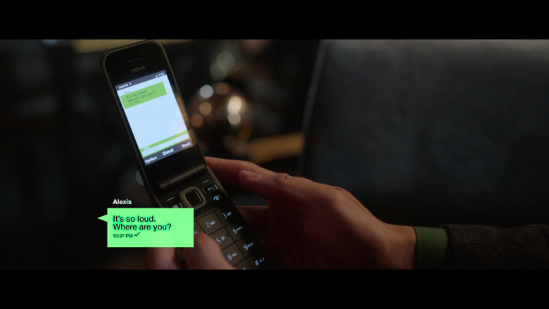 Nokia Flip Phone in The Brothers Sun S01E04 "Square" (2024) - 452297