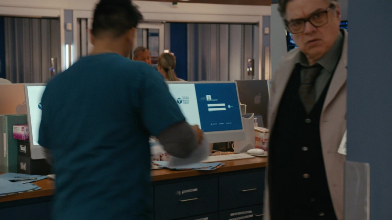 Apple iMac Computers in Chicago Med S09E01 "Row Row Row Your Boat on a Rocky Sea" (2024) - 457542