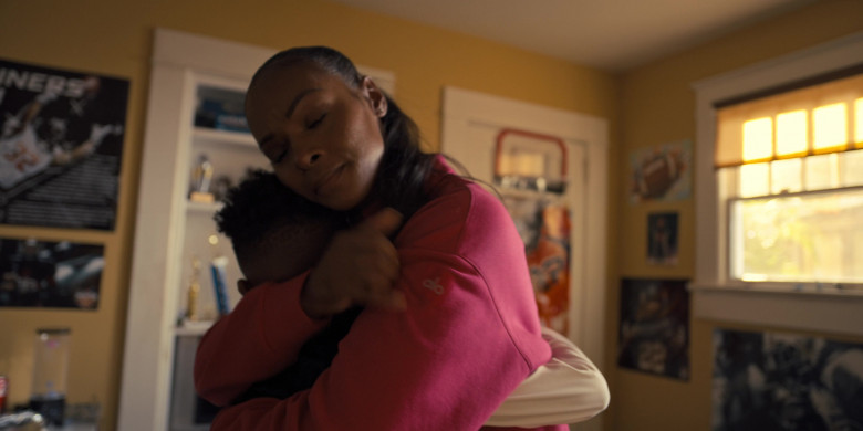 Alo Yoga Pink Hoodie of Tika Sumpter as Cherise in The Underdoggs (2024) - 460455