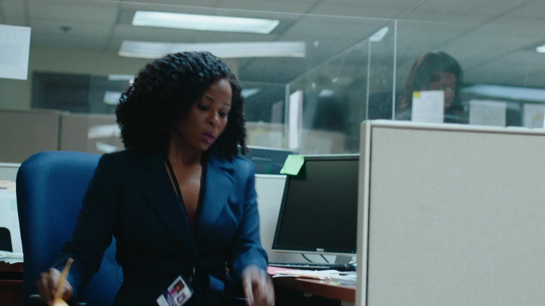 Dell Monitor in Hush S02E07 "You Want This" (2024) - 457690