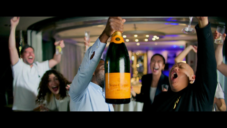 Veuve Clicquot Champagne in Lift (2024) - 455797