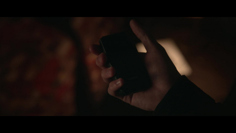 Nokia Phone in The Brothers Sun S01E08 "Protect the Family" (2024) - 452847