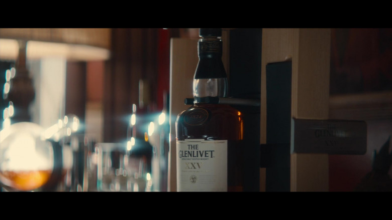The Glenlivet 12 Year Old Single Malt Scotch Whisky in Three Women S01E01 "Three Women" (2023) - 470995