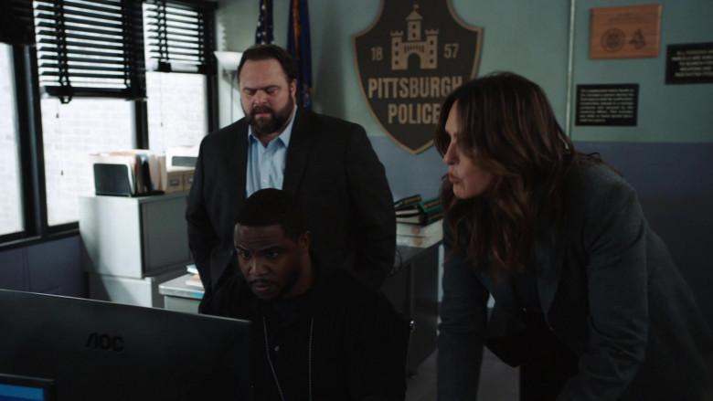 AOC PC Monitor in Law & Order: Special Victims Unit S25E05 "Zone Rouge" (2024) - 473958