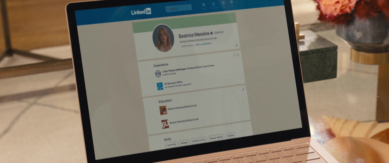 LinkedIn Social Network in Anyone But You (2023) - 465884