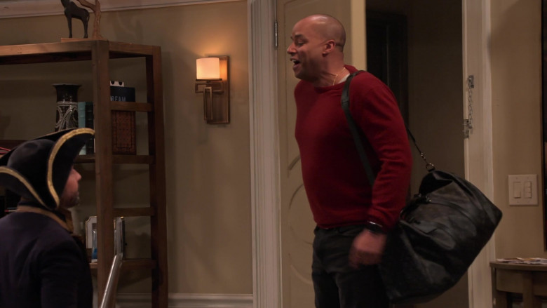 Louis Vuitton Bag in Extended Family S01E07 "The Consequences of Sleepovers" (2024) - 465744