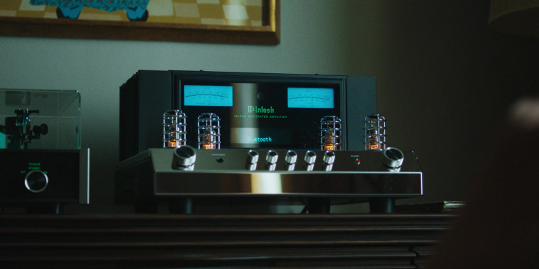McIntosh Home Audio System in Mr. & Mrs. Smith S01E08 "A Breakup" (2024) - 463932