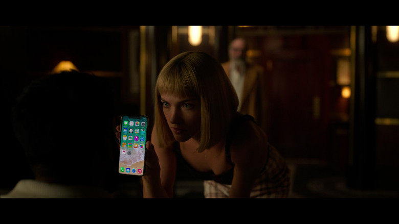 Apple iPhone Smartphone in Death and Other Details S01E06 "Tragic" (2024) - 468396