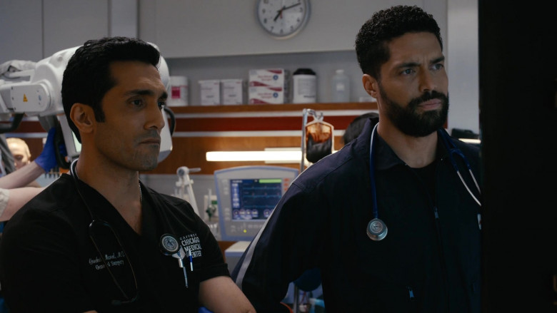 3M Littmann Stethoscopes in Chicago Med S09E04 "These Are Not the Droids You Are Looking For" (2024) - 466178