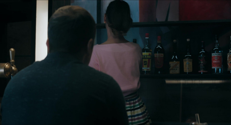 Ricard, Picon and Cutty Sark Bottles in Monsieur Spade S01E05 (2024) - 467589