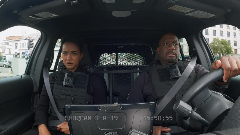 Axon Bodycams and Getac Laptops in The Rookie S06E01 "Strike Back" (2024) - 473093
