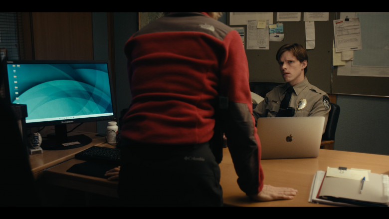 Lenovo Monitor and Apple MacBook in True Detective S04E05 "Night Country: Part 5" (2024) - 467879