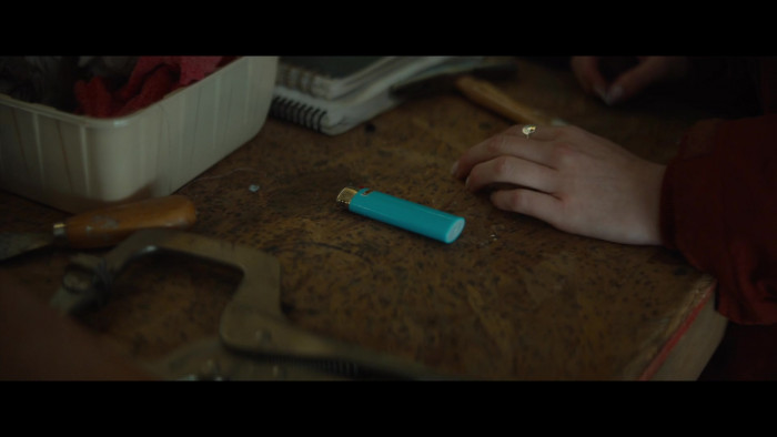 BIC Lighter In Three Women S01E08 