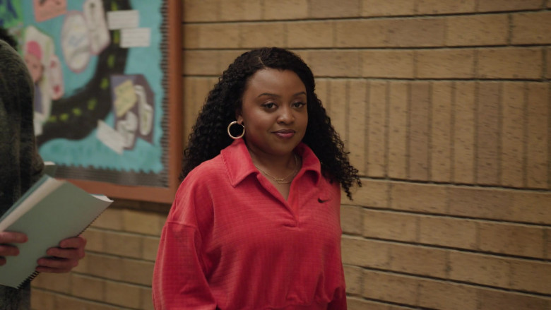 Nike Women's Top of Quinta Brunson as Janine Teagues in Abbott Elementary S03E01 and S03E02 "Career Day Part 1 and Part 2" (2024) - 466113