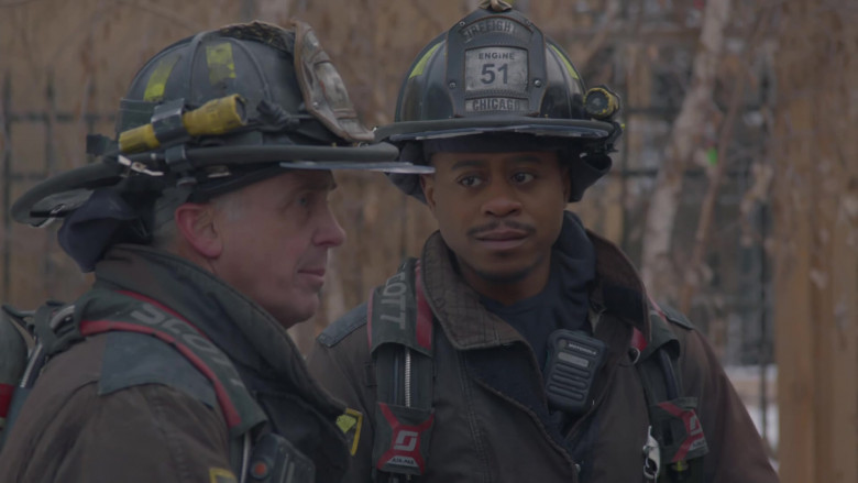 Motorola Radio in Chicago Fire S12E04 "The Little Things" (2024) - 466167