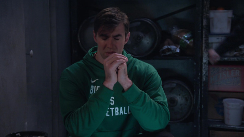 Nike Hoodie in Extended Family S01E08 "The Consequences of Loaning Your Dad Money" (2024) - 469407