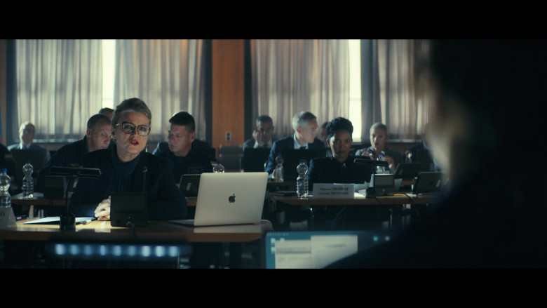 Apple MacBook and iPad in Constellation S01E03 "Somewhere in Space Hangs My Heart" (2024) - 472878