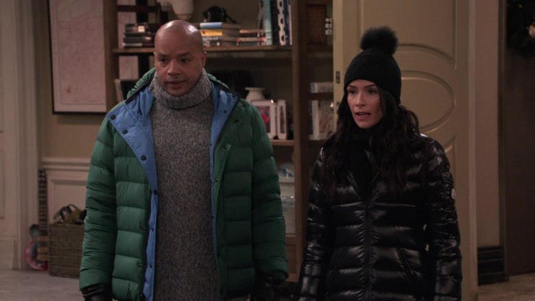 Moncler Puffer Jacket in Extended Family S01E13 "The Consequences of Considering the Consequences" (2024) - 488722