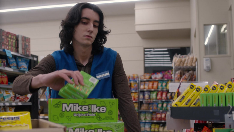 Mike and Ike and Peeps in So Help Me Todd S02E03 "The Queen of Courts" (2024) - 476933